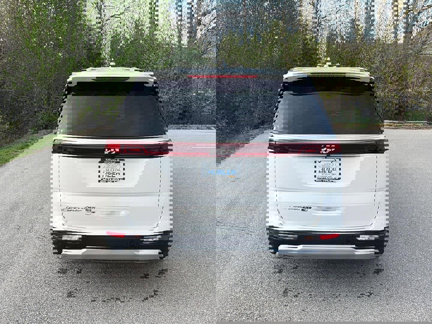 Used 2022 Kia Carnival LX image 4