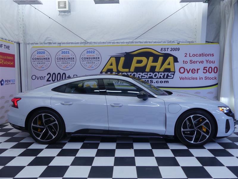 Used 2023 Audi RS e-tron GT w/ Carbon Performance Package AWD/4WD image 32