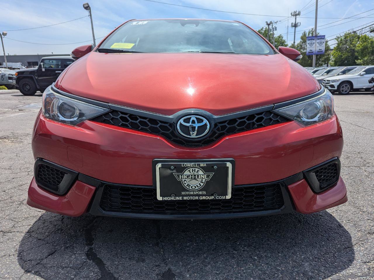 Used 2018 Toyota Corolla iM w/ All-Weather Mat Package FWD image 4