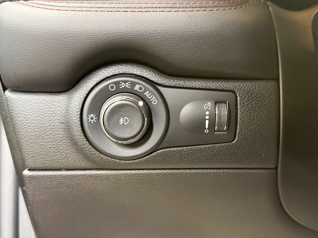 Used 2022 Dodge Durango R/T image 30