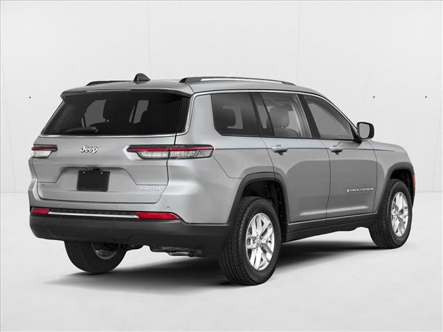 New 2025 Jeep Grand Cherokee L Altitude image 2