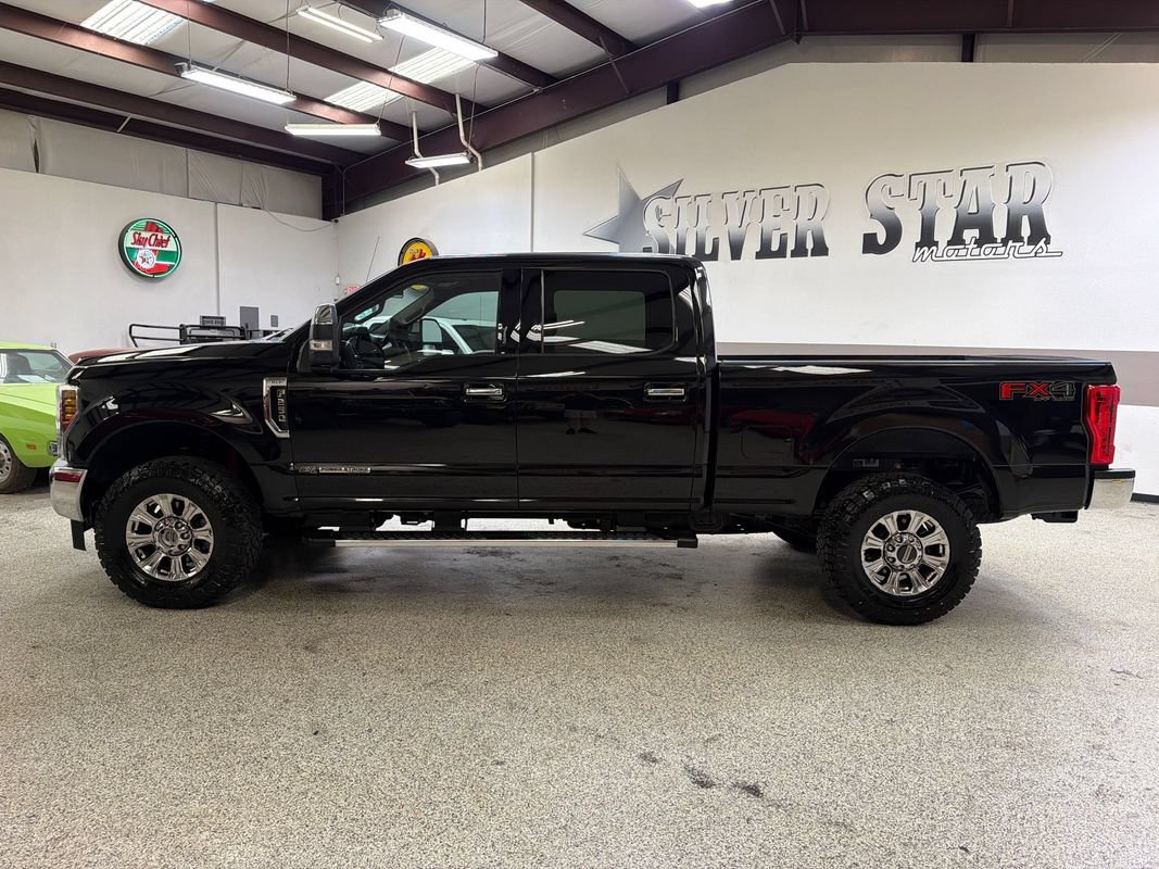 Used 2019 Ford F250 XLT w/ XLT Premium Package AWD/4WD image 3