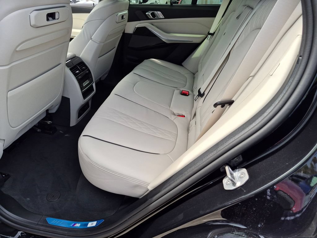 New 2026 BMW X5 xDrive50e w/ Executive Package AWD/4WD image 33