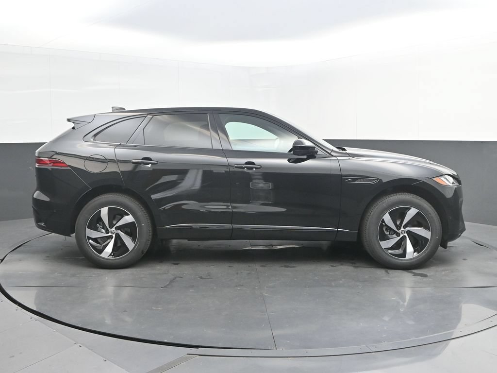 New 2026 Jaguar F-PACE R-Dynamic S AWD/4WD image 8