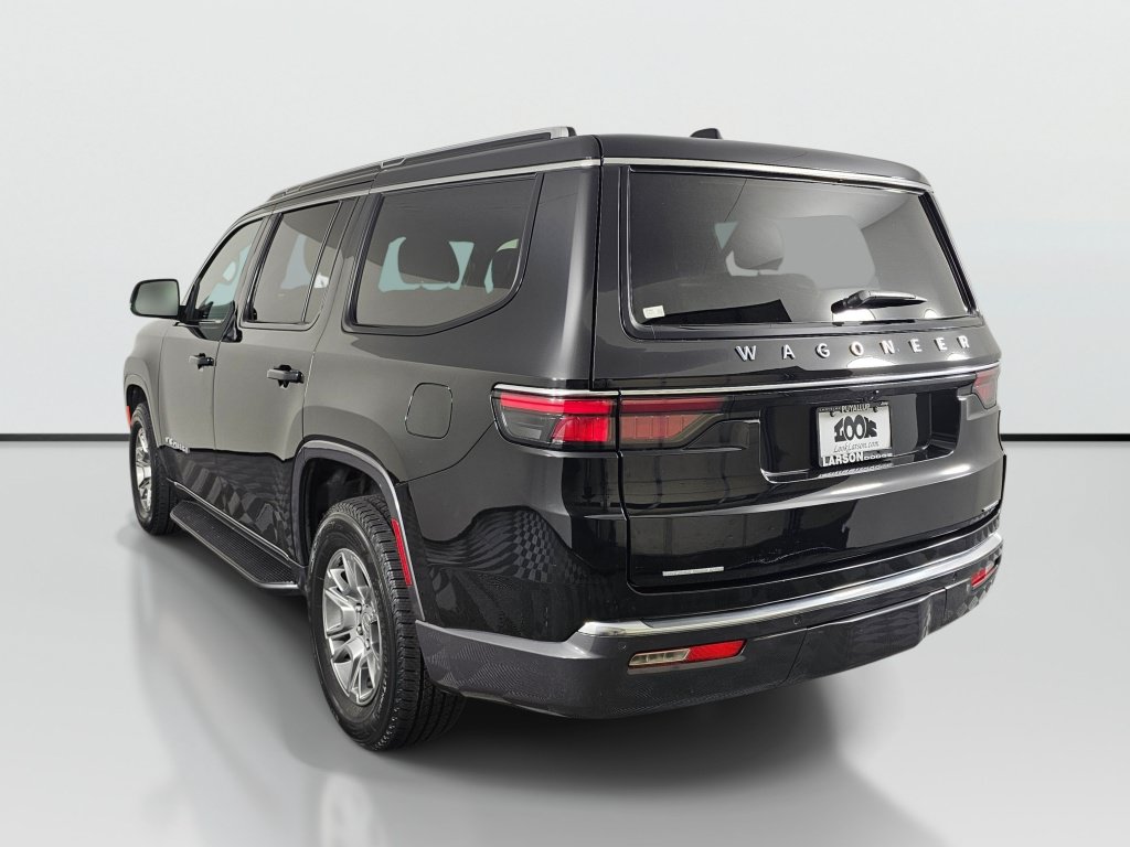 Used 2022 Jeep Wagoneer Series I AWD/4WD image 6