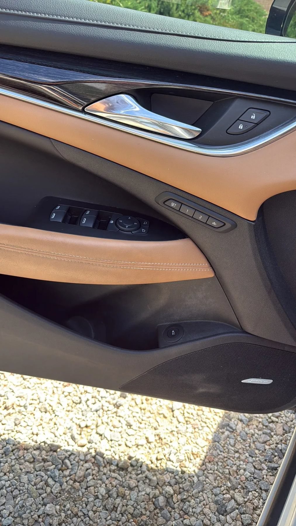 Used 2017 Buick LaCrosse Essence w/ Sun and Shade Package FWD image 11