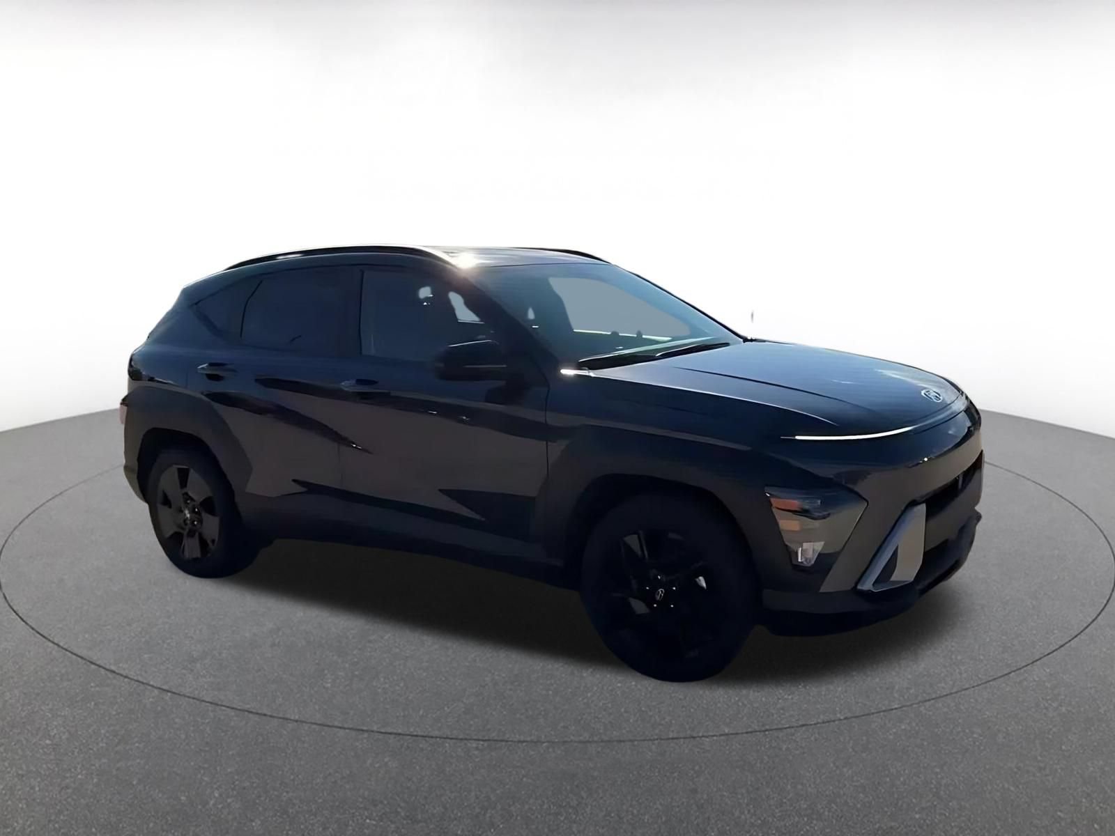 Used 2026 Hyundai Kona SEL Sport FWD image 2