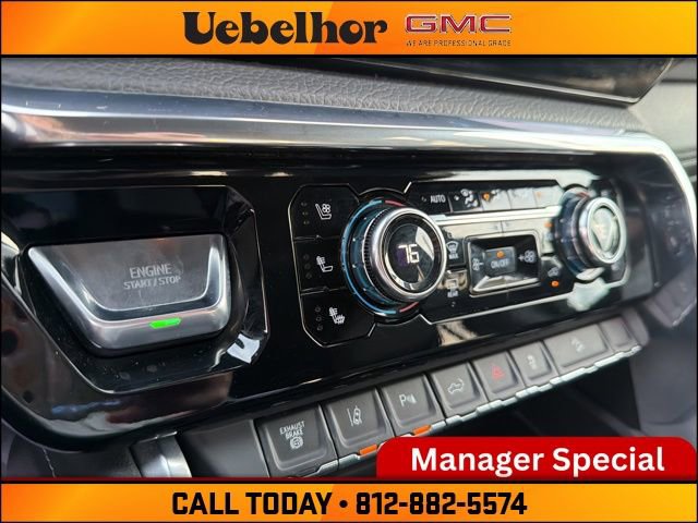 Used 2024 GMC Sierra 3500 Denali w/ Denali Reserve Package AWD/4WD image 27