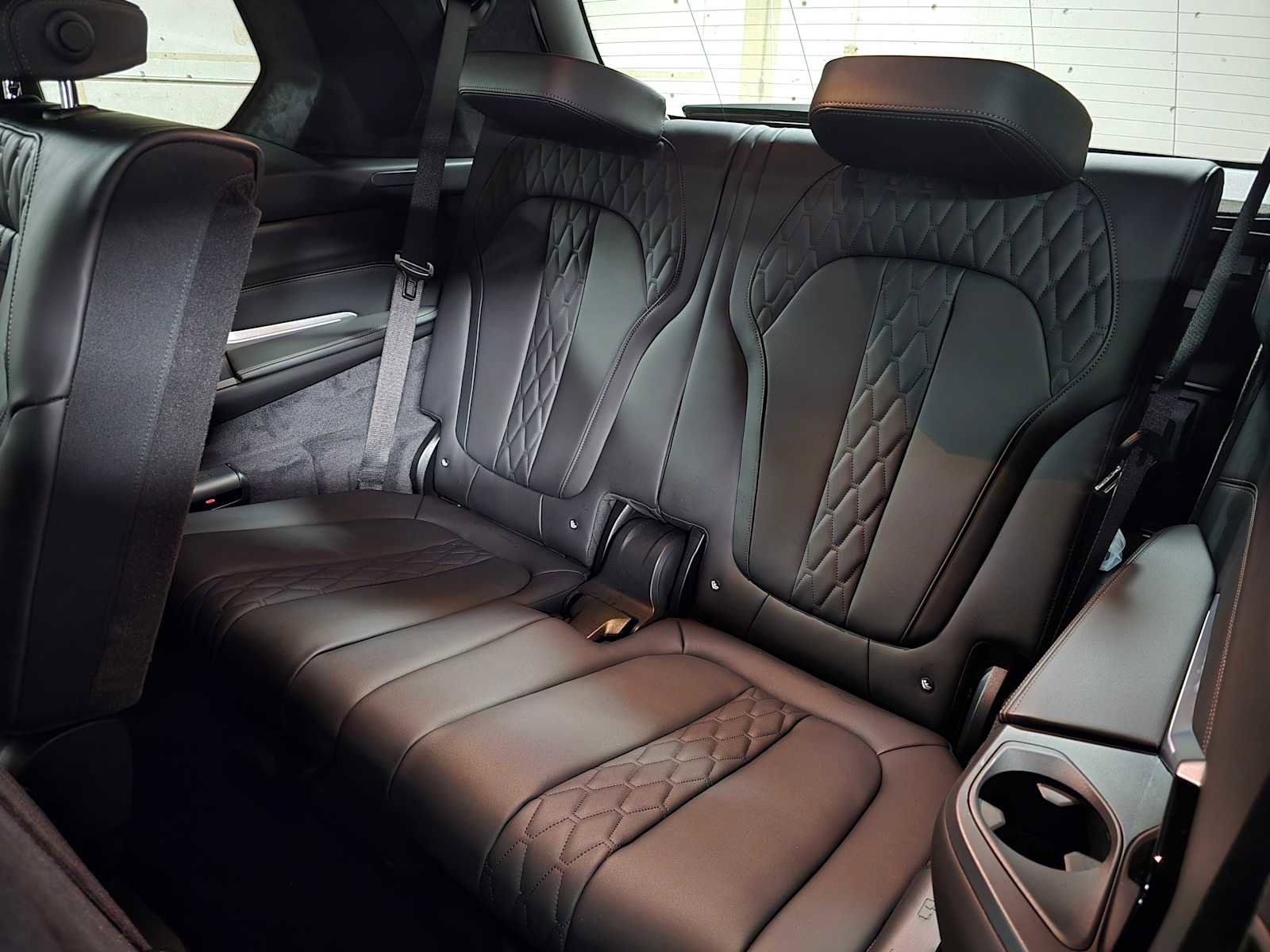 New 2026 BMW X7 M60i image 20