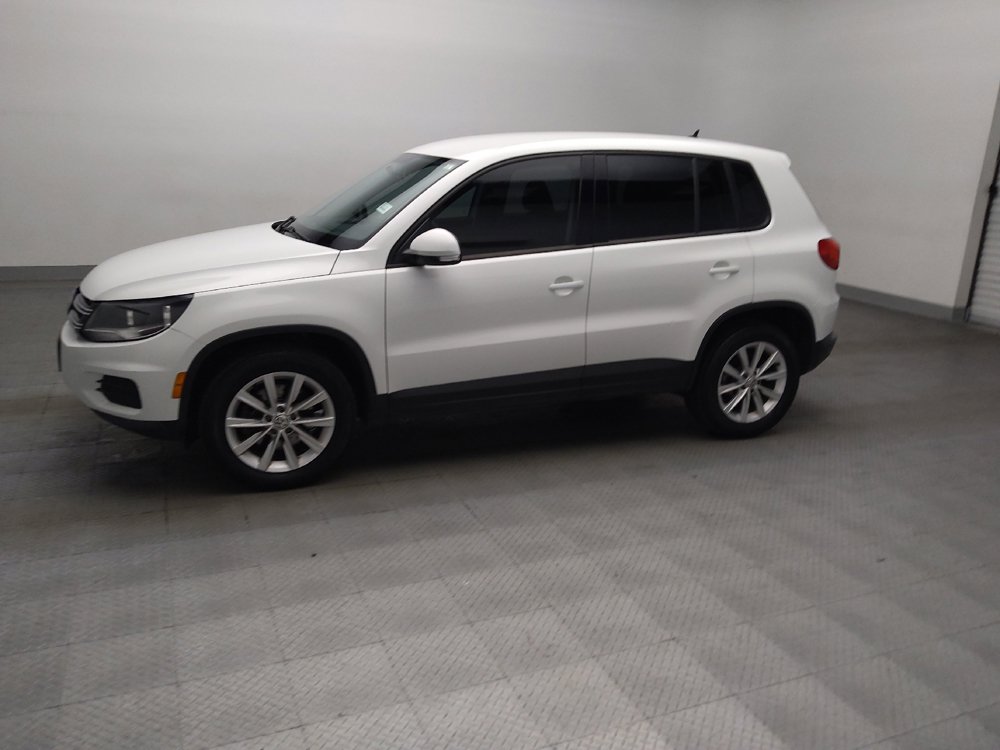 Used 2017 Volkswagen Tiguan S AWD/4WD image 2
