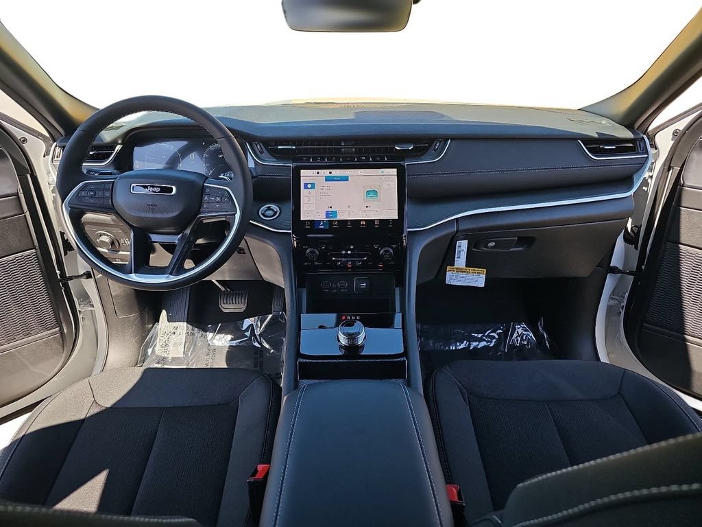 New 2027 Jeep Grand Cherokee Laredo X AWD/4WD image 9