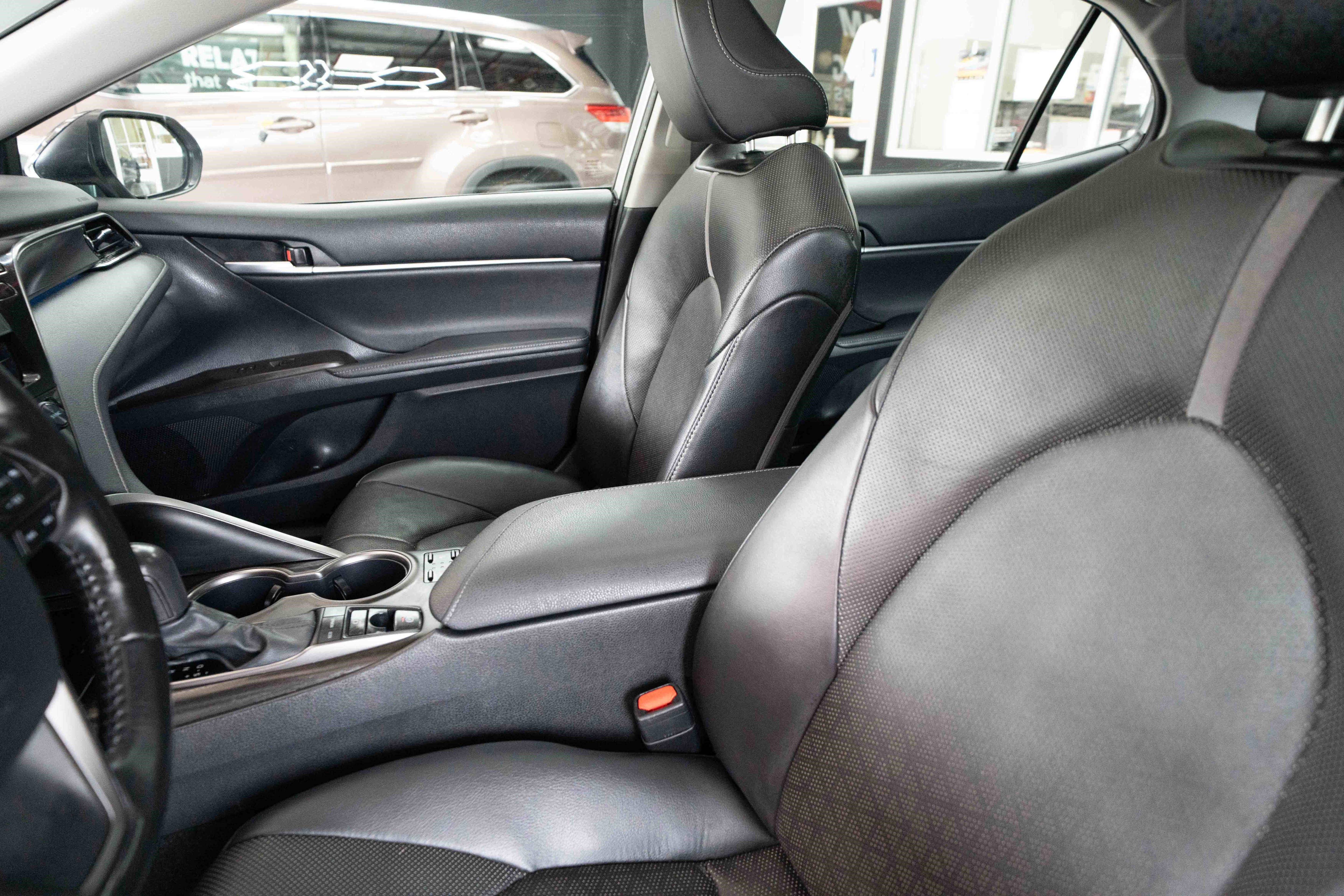 Used 2024 Toyota Camry XSE w/ Navigation Package AWD/4WD image 10