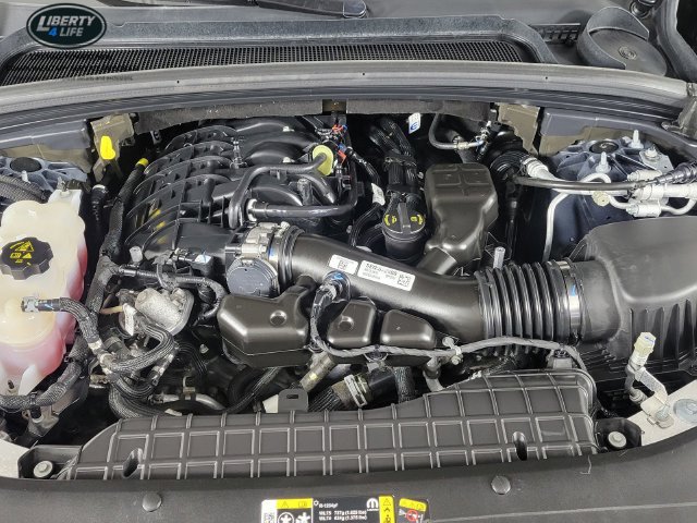 Used 2024 Jeep Grand Cherokee Limited AWD/4WD image 35