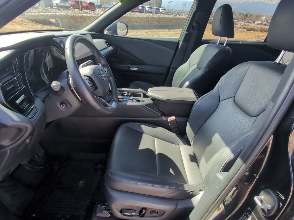 Used 2025 Lexus TX 350 AWD w/ Technology Package image 15