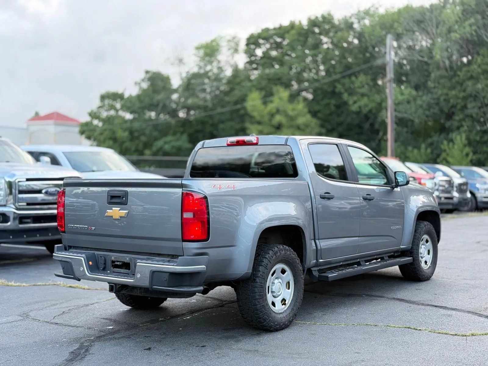 Used 2019 Chevrolet Colorado W/T w/ LPO, Power Package AWD/4WD image 7