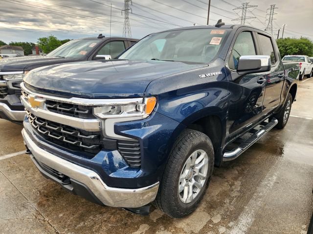 Used 2023 Chevrolet Silverado 1500 LT image 3