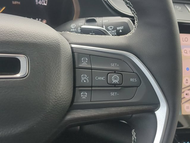 New 2027 Jeep Grand Cherokee L Limited RWD image 31