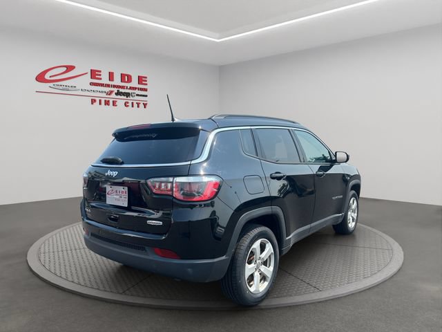 Used 2018 Jeep Compass Latitude w/ Popular Equipment Group AWD/4WD image 10