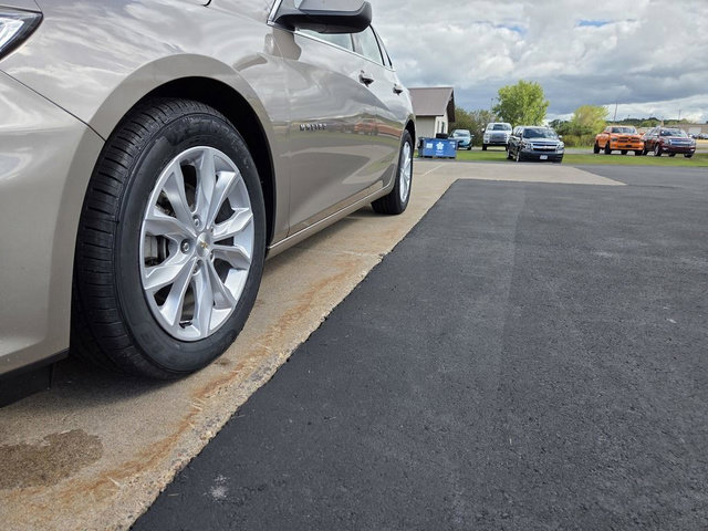 Used 2023 Chevrolet Malibu LT FWD image 8