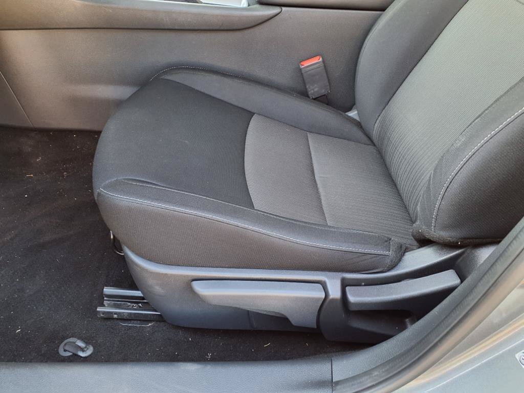 Used 2020 Nissan Sentra SV w/ Electronics Package FWD image 17