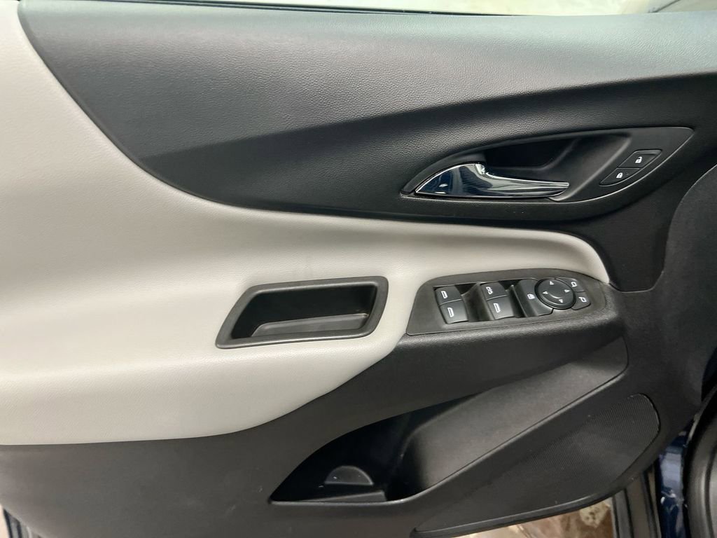 Used 2021 Chevrolet Equinox LS w/ LS Convenience Package FWD image 20