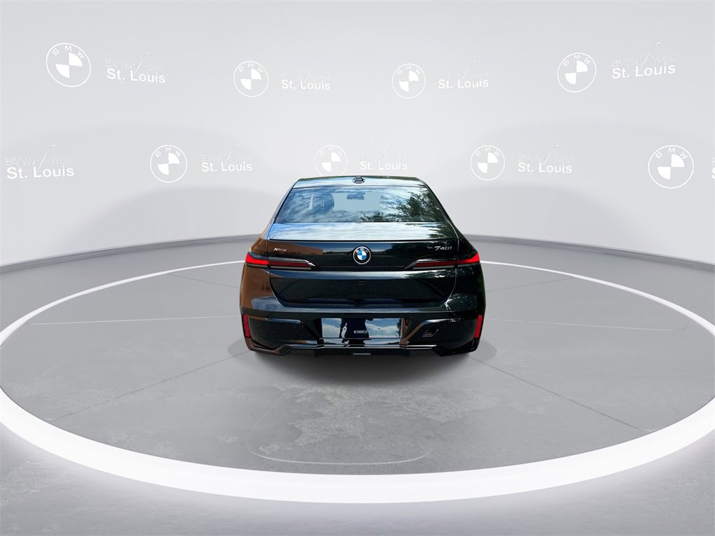 New 2026 BMW 740i xDrive image 7
