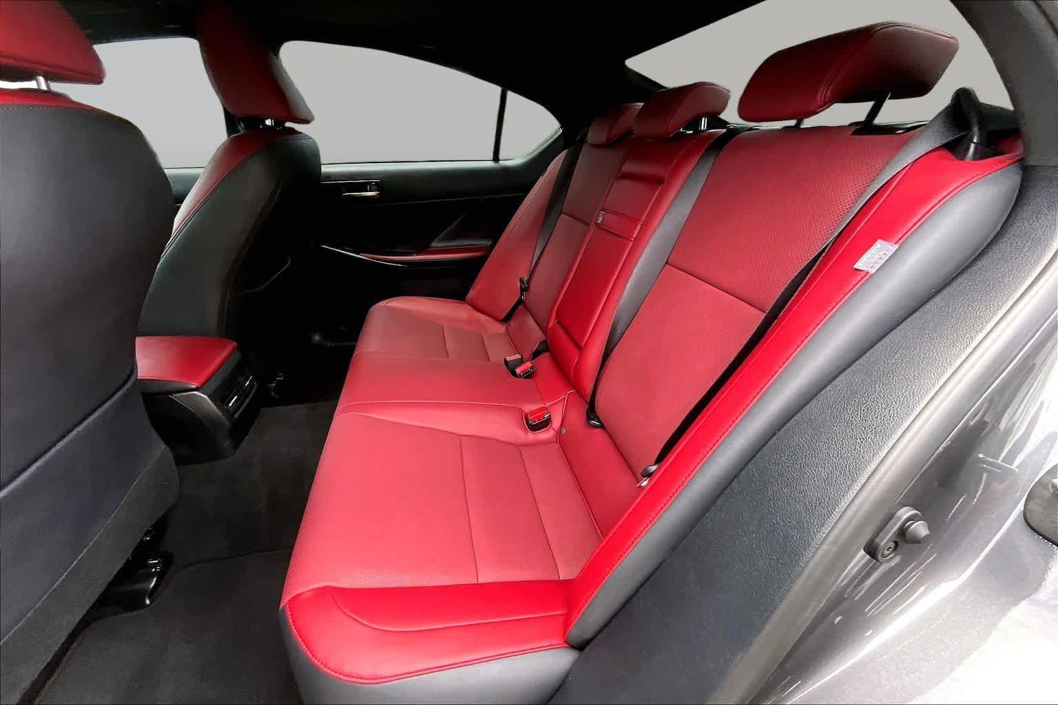 Used 2025 Lexus IS 300 w/ Premium Package RWD image 21