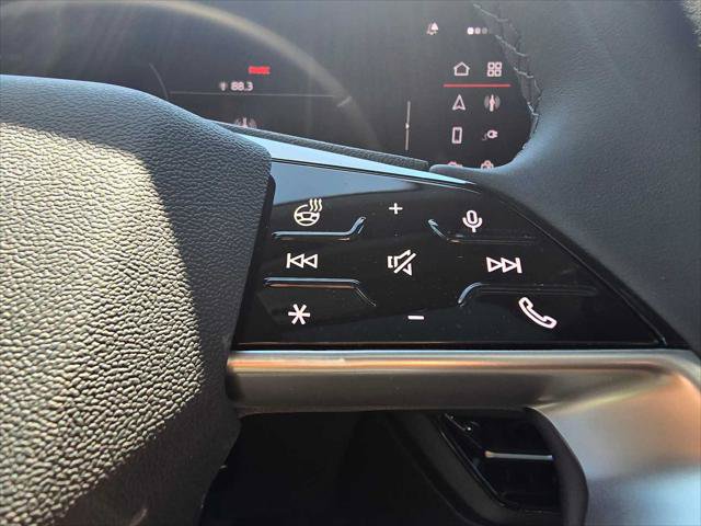 Used 2025 Audi A6 e-tron Premium Plus AWD/4WD image 34