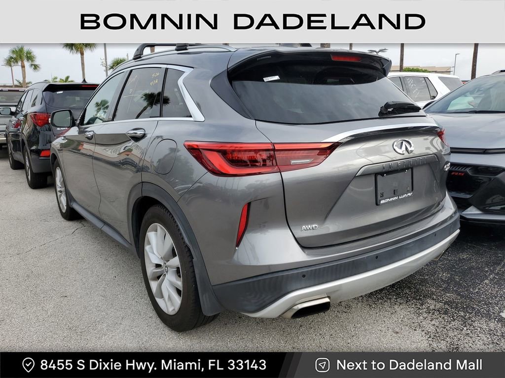 Used 2019 INFINITI QX50 Essential w/ Premium Audio Package image 3
