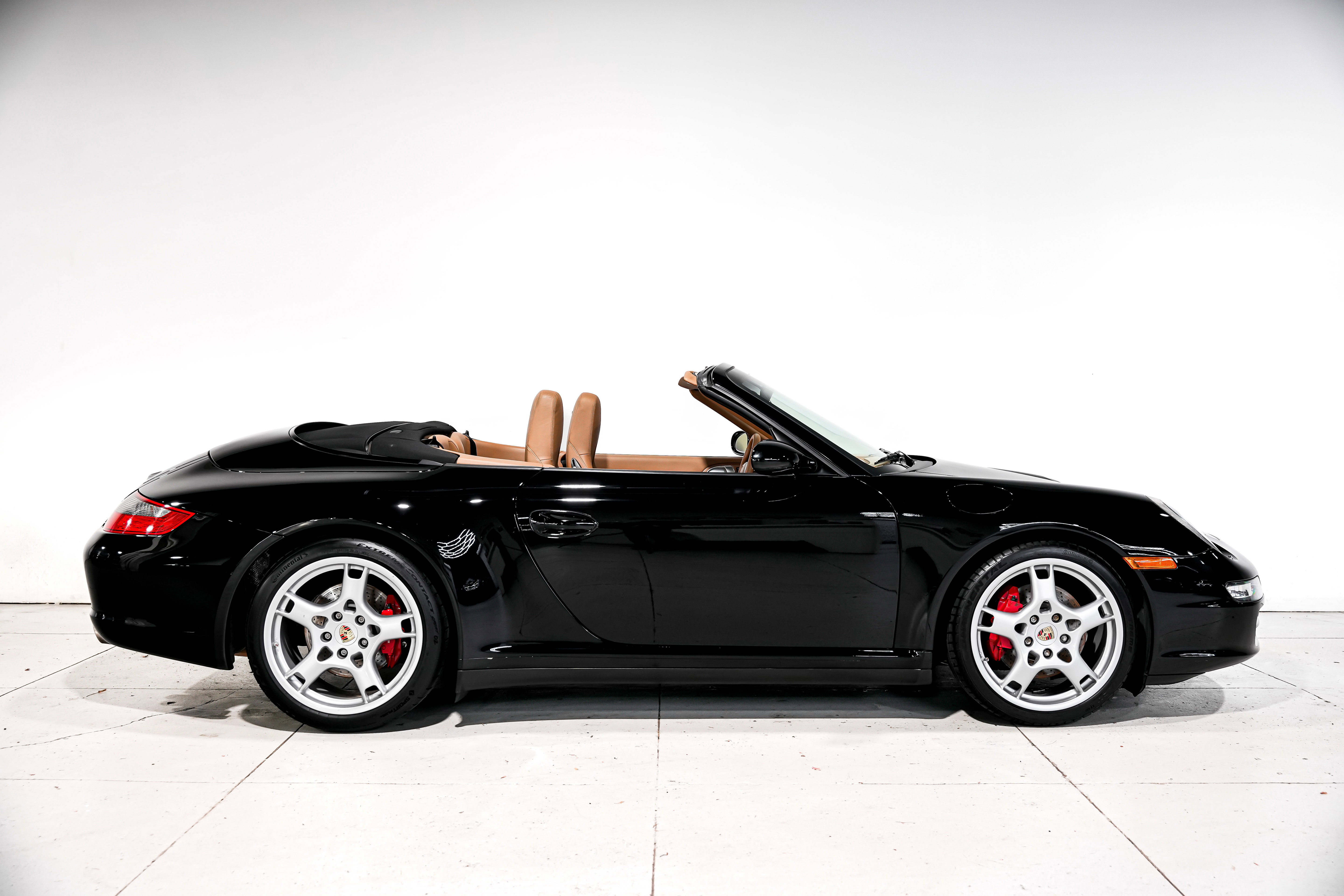 Used 2008 Porsche 911 Carrera 4S image 2