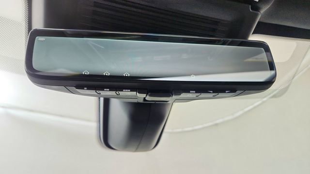 Used 2023 Land Rover Range Rover SE image 55