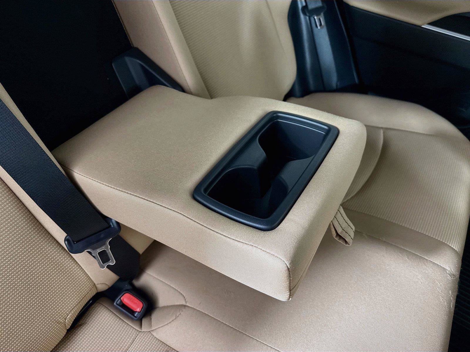 Certified 2025 Toyota RAV4 LE FWD image 38