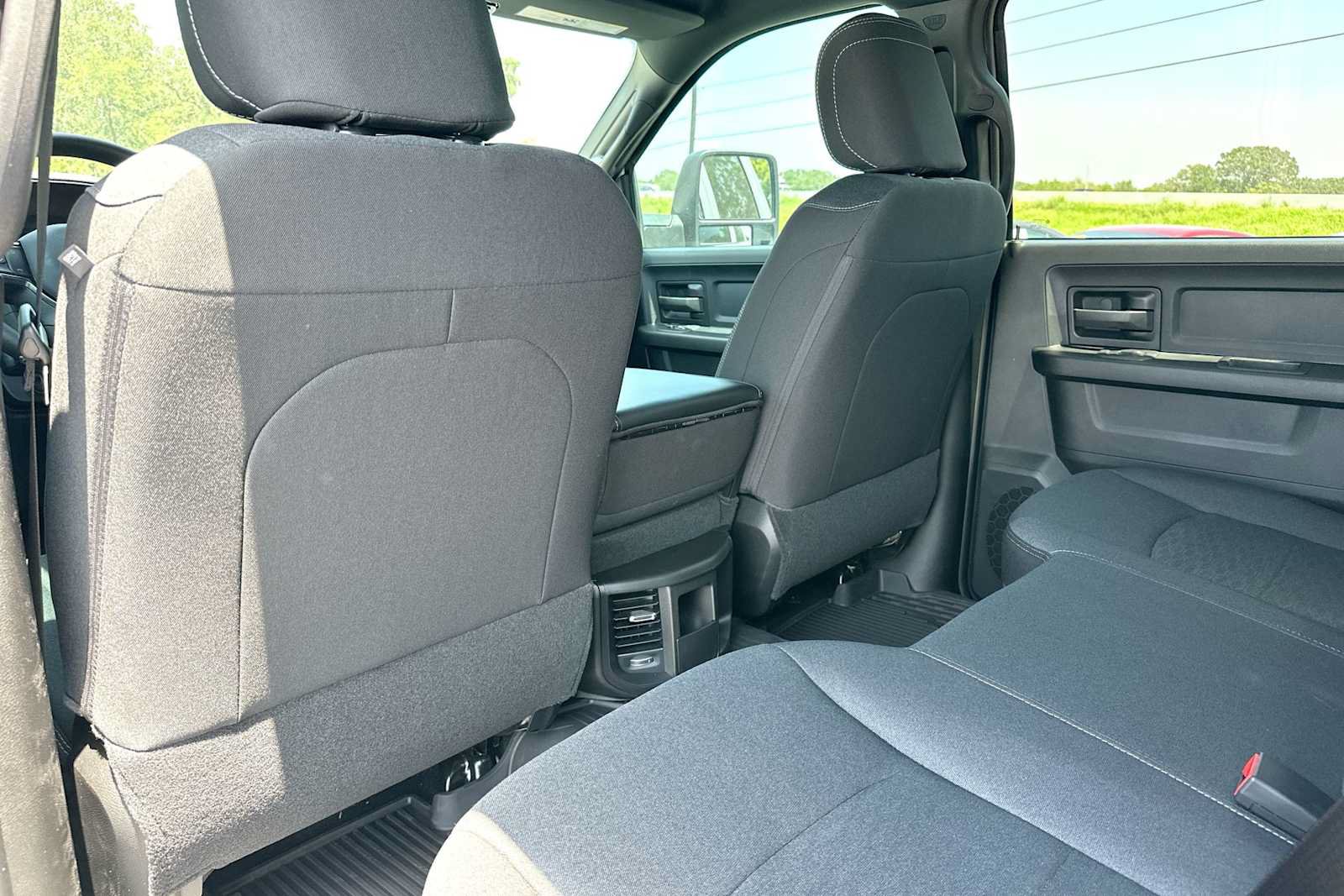 New 2026 RAM 2500 Warlock AWD/4WD image 24