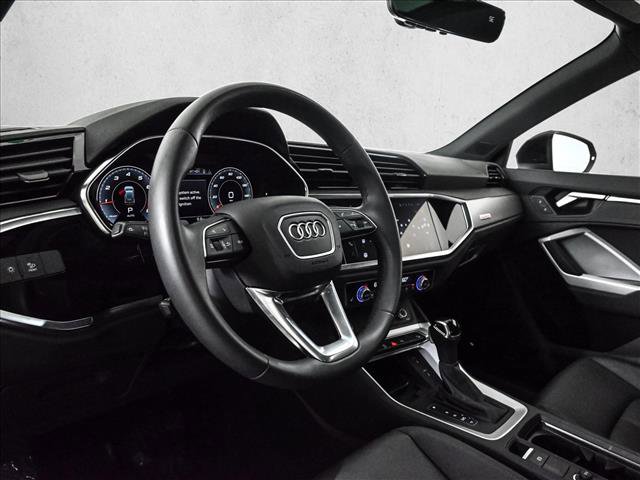 Certified 2025 Audi Q3 2.0T Premium Plus w/ Premium Plus Package image 10