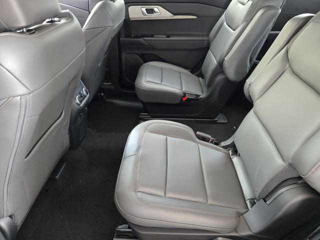 New 2025 Ford Explorer Active w/ Active Comfort Package image 21