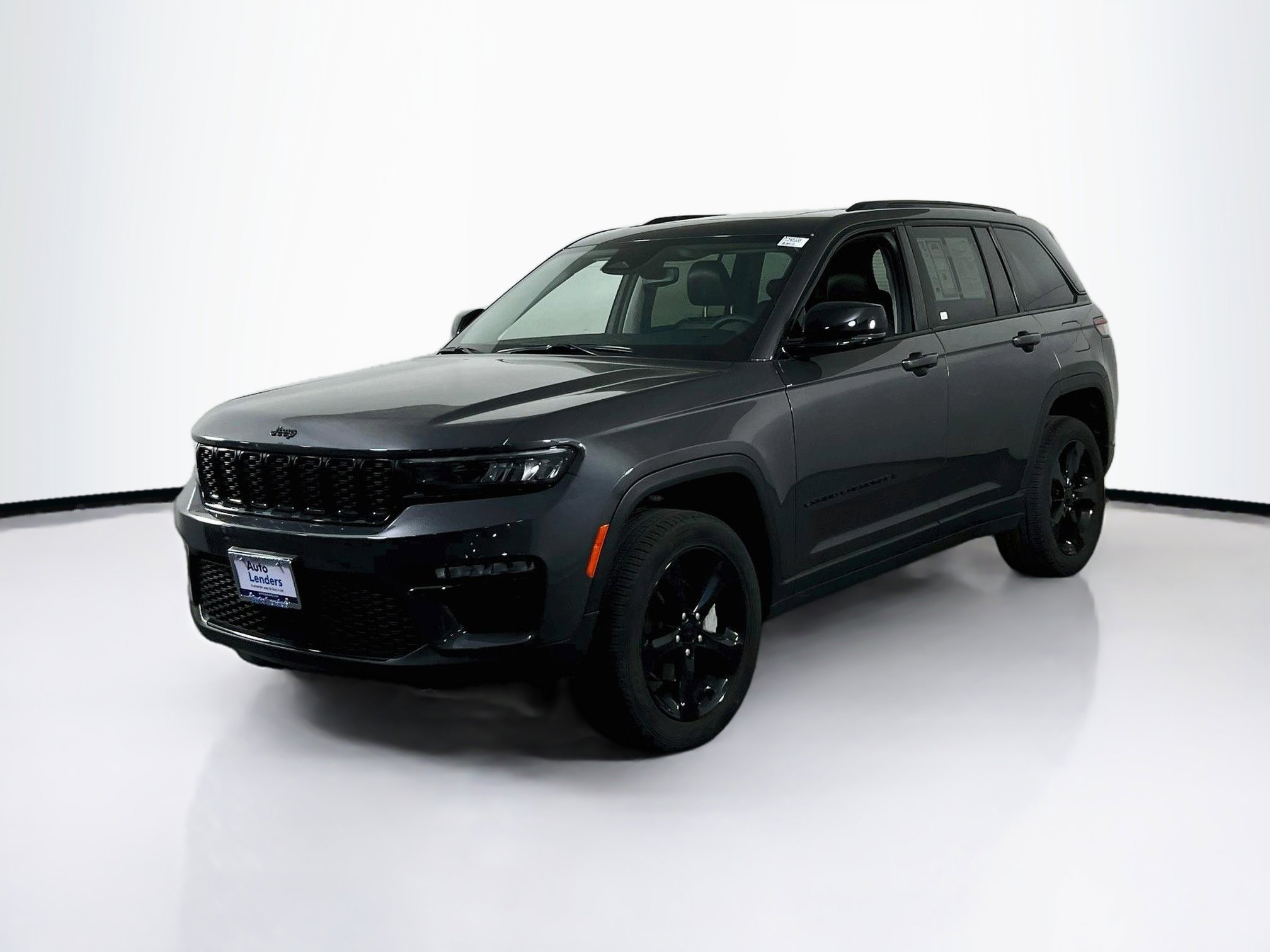 Used 2023 Jeep Grand Cherokee Limited w/ Black Appearance Package
