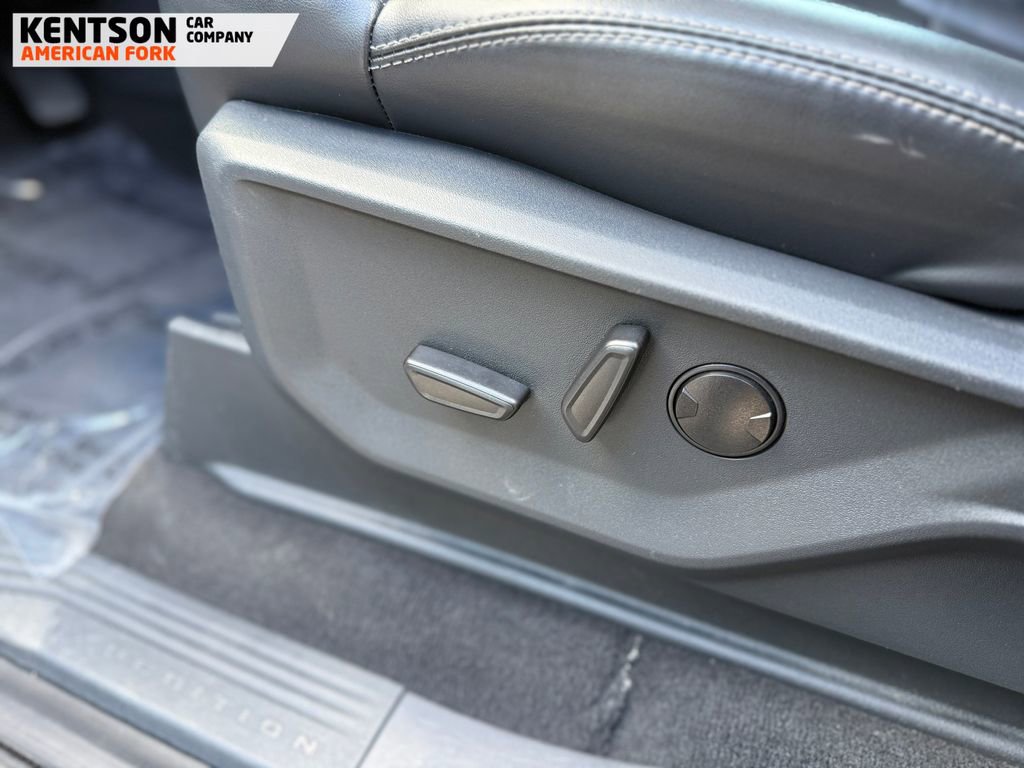 Used 2025 Ford Expedition Max Platinum image 33