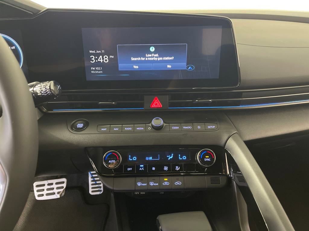 New 2025 Hyundai Elantra SEL image 22