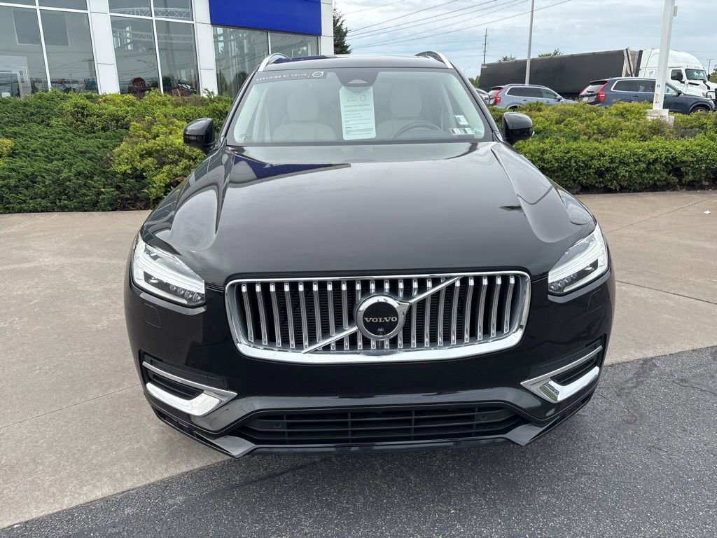 Certified 2023 Volvo XC90 B6 Plus w/ Protection Package Premier AWD/4WD image 3