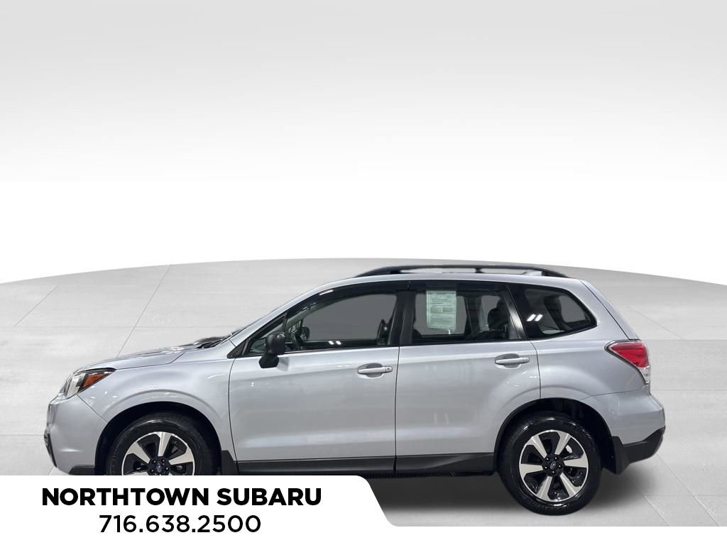 Used 2017 Subaru Forester 2.5i w/ Alloy Wheel Package image 12