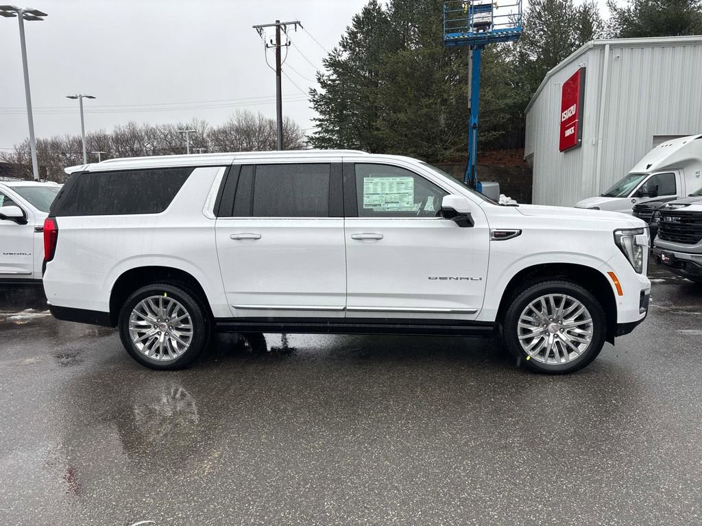 New 2026 GMC Yukon XL Denali w/ Sun & Power Step Package image 2