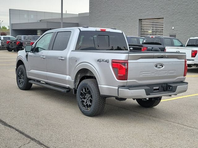 New 2026 Ford F150 XLT w/ Equipment Group 302A MID AWD/4WD image 3