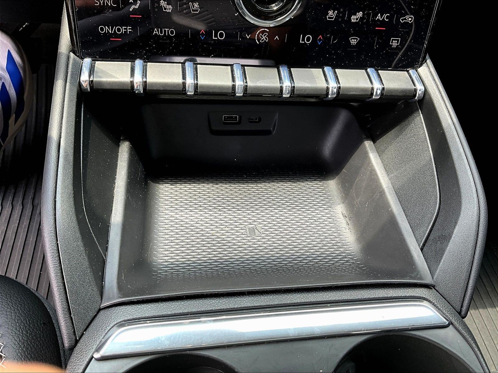 Used 2026 GMC Terrain Denali w/ LPO, Floor Liner Package AWD/4WD image 16