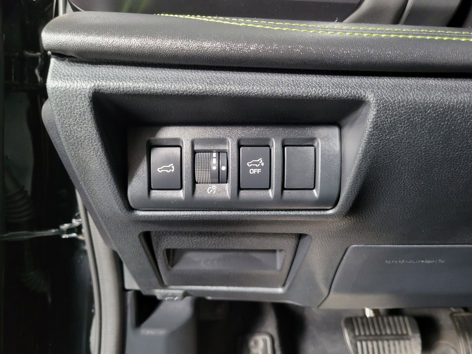 Certified 2025 Subaru Outback Onyx Edition image 32