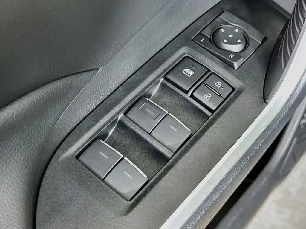 Used 2025 Toyota RAV4 XLE w/ Convenience Package FWD image 28