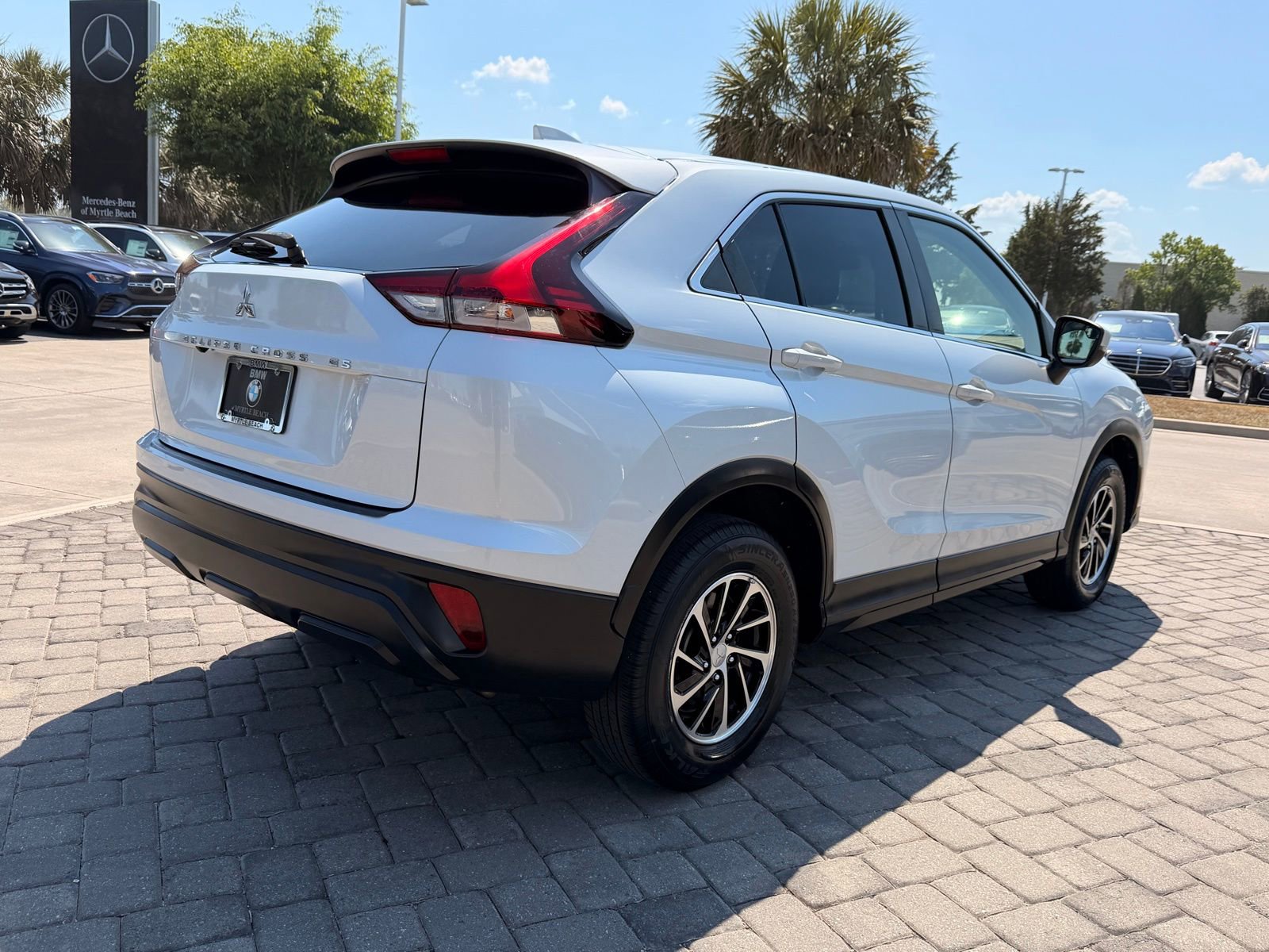 Used 2022 Mitsubishi Eclipse Cross ES AWD/4WD image 8