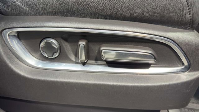 Used 2020 Acura MDX FWD image 13