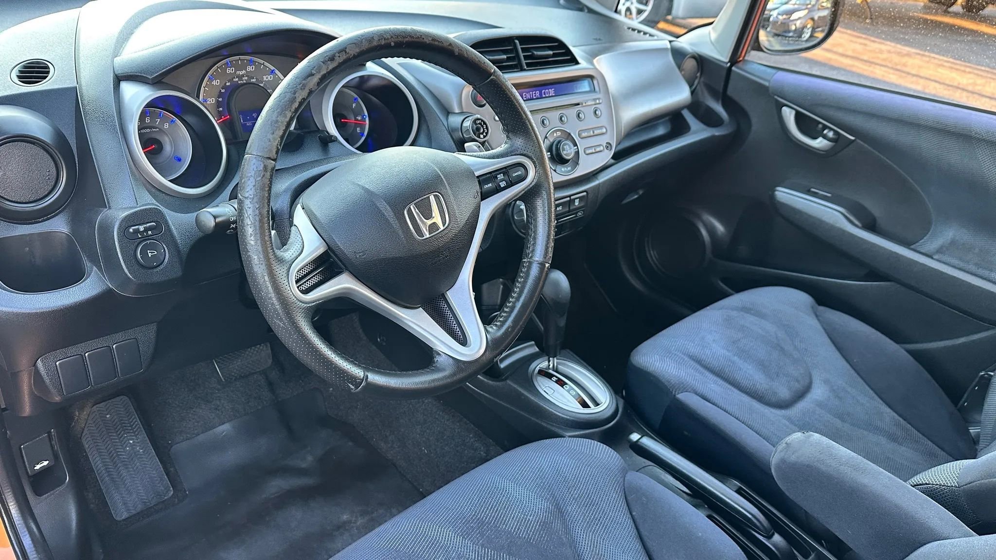 Used 2010 Honda Fit Sport image 8