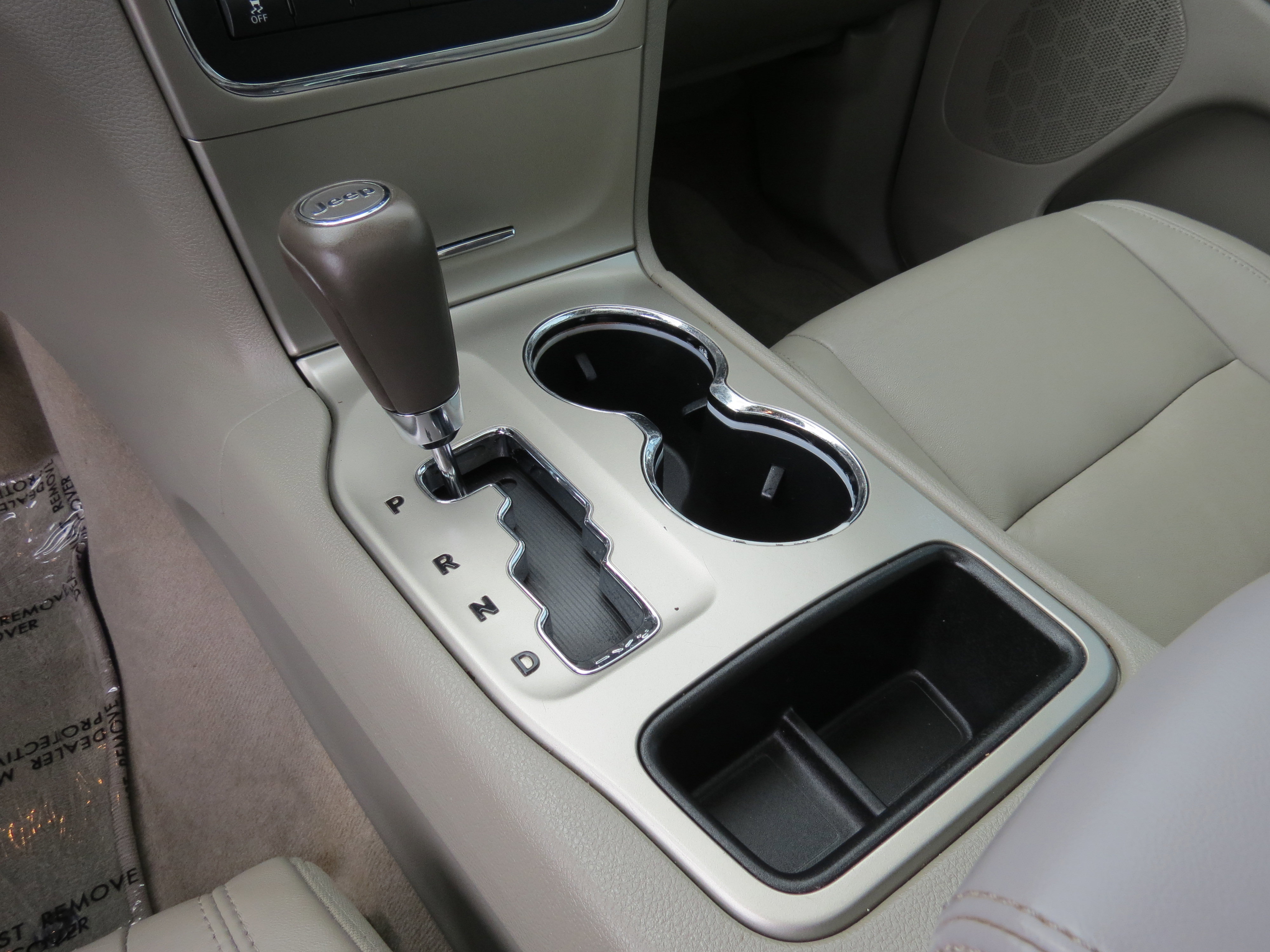 Used 2012 Jeep Grand Cherokee Laredo RWD image 22