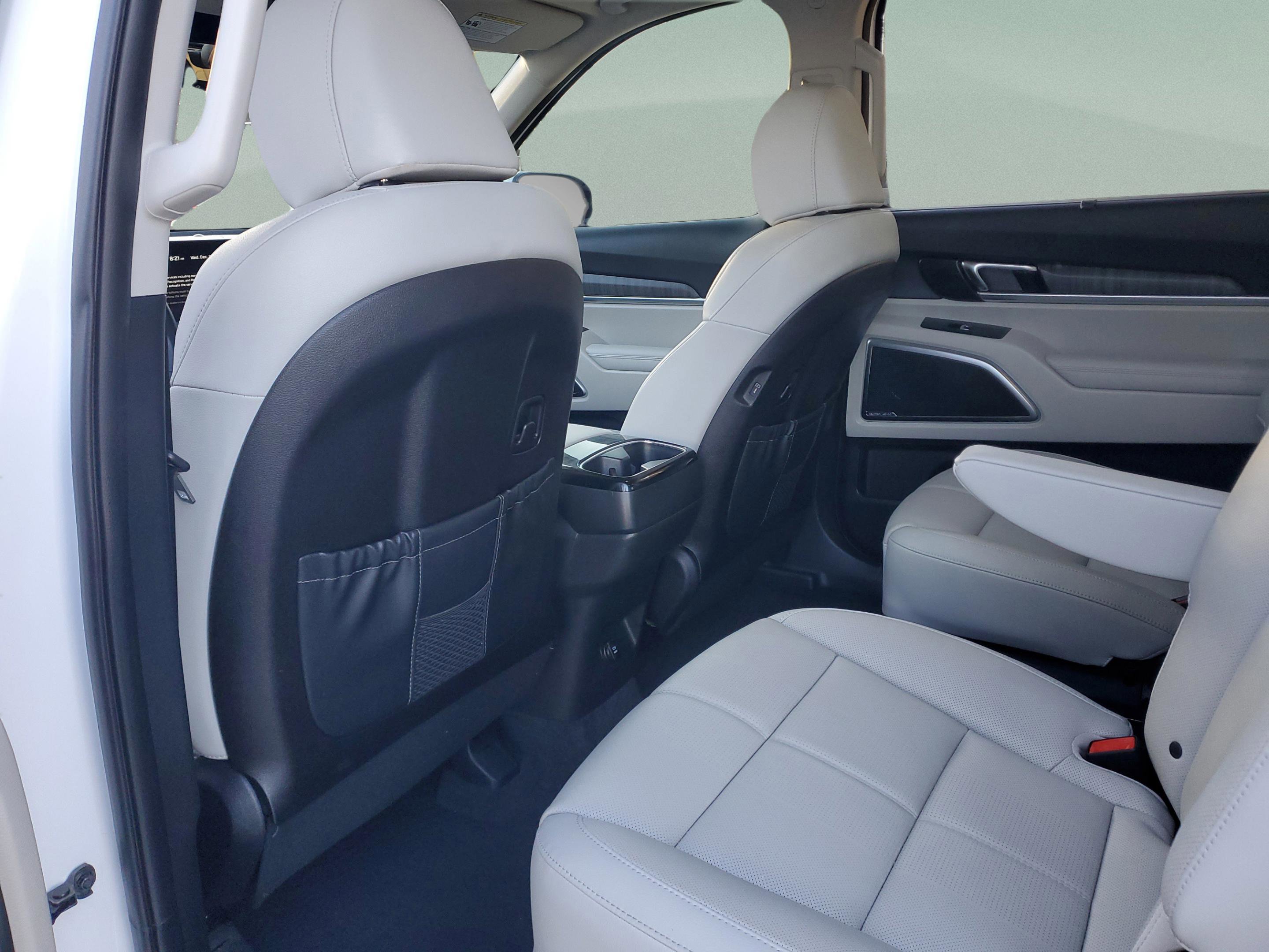 Certified 2024 Kia Telluride SX image 6